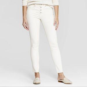 EUC Universal Thread white jeans